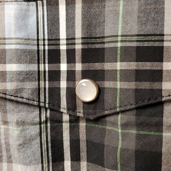 Wrangler mens xl   - Picture 3 of 4